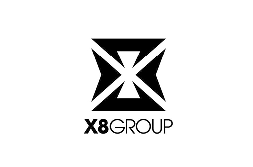 X8 GROUPiNXGCgO[vj̃S摜